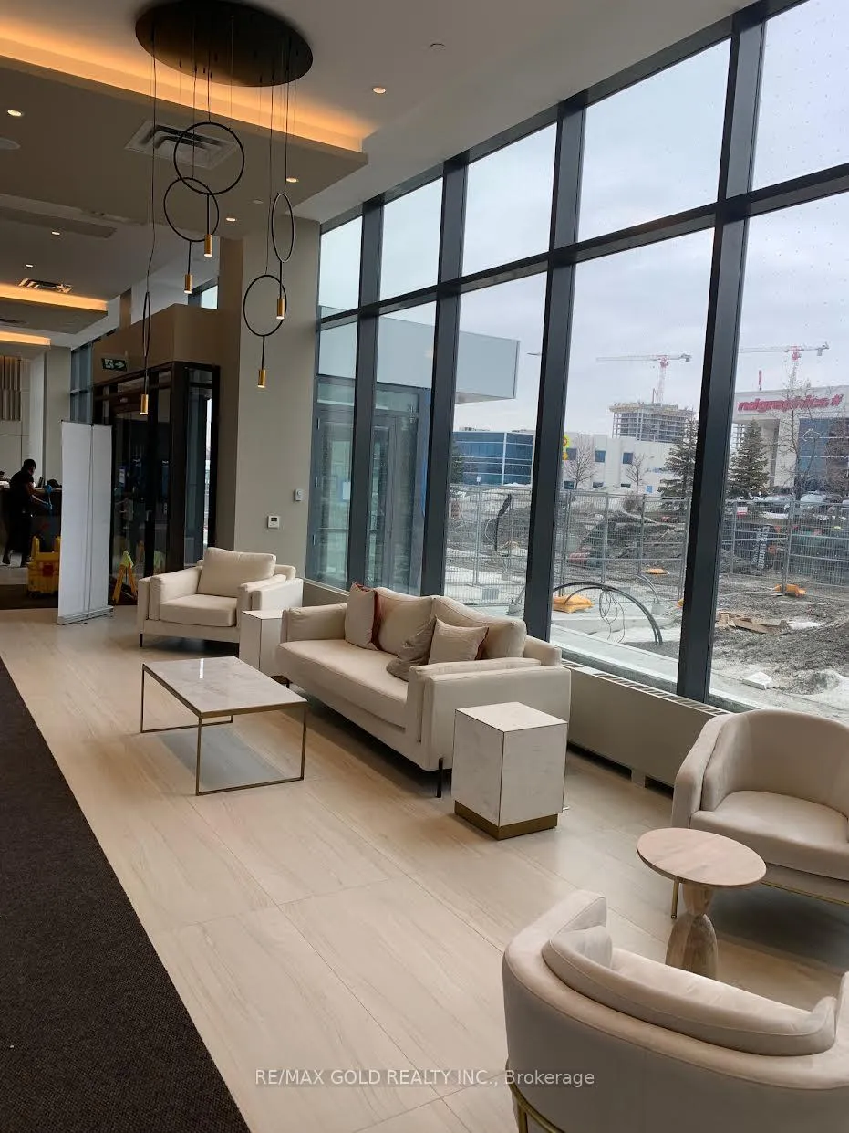 Photo 32 of Unit 1005, 38 Honeycrisp Crescent, Vaughan, Vaughan Corporate Centre — HOMEH