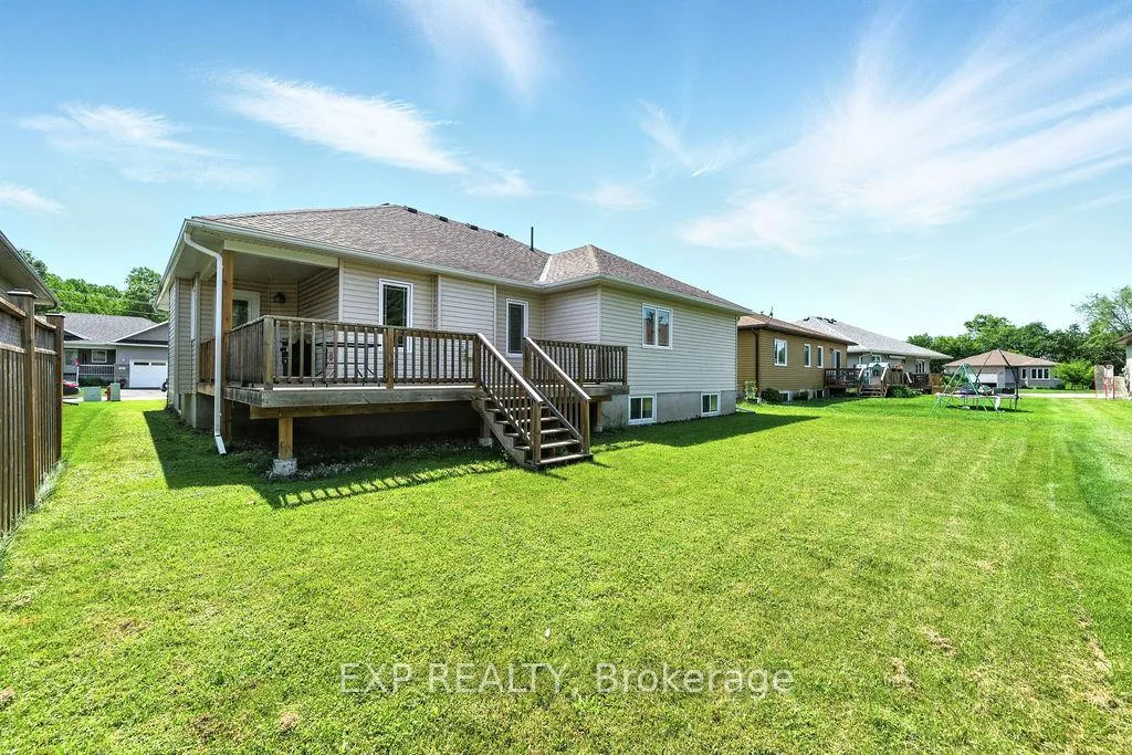 Photo 27 of 519 Coleraine Drive, Renfrew — HOMEH