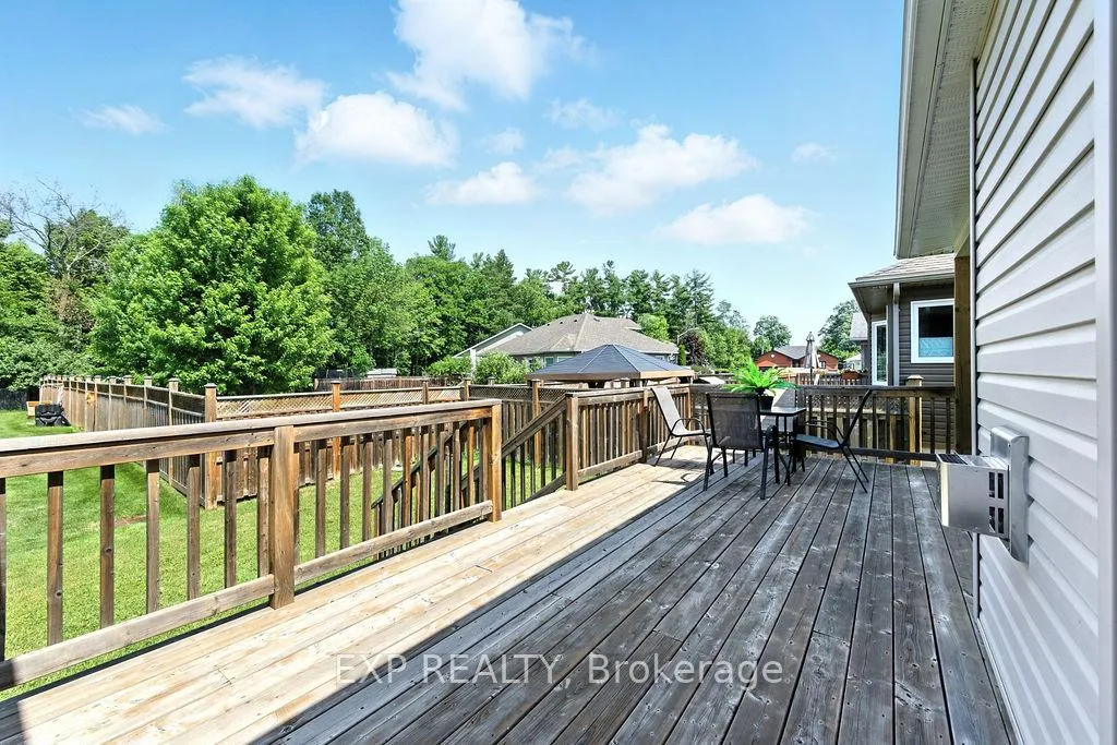 Photo 28 of 519 Coleraine Drive, Renfrew — HOMEH
