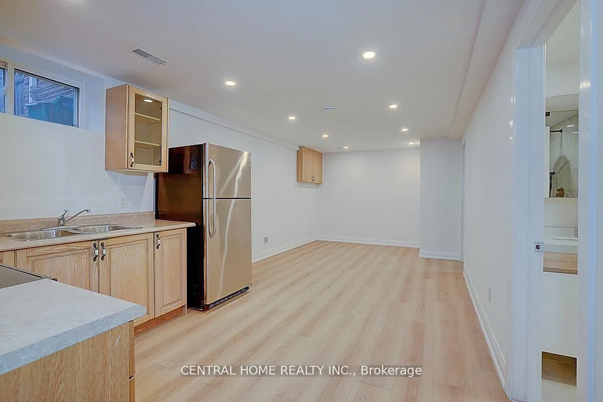 Photo 15 of Unit Lower, 50 Sherwood Forest Drive, Markham, Bullock — HOMEH