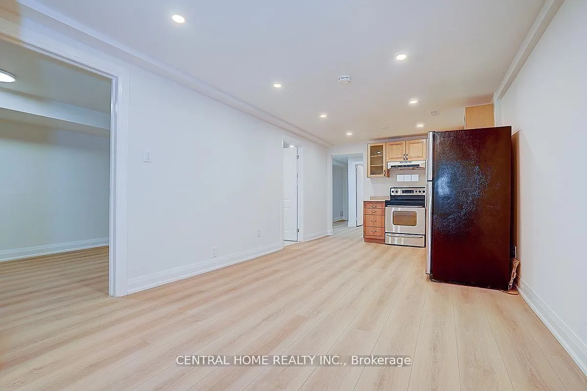 Photo 17 of Unit Lower, 50 Sherwood Forest Drive, Markham, Bullock — HOMEH