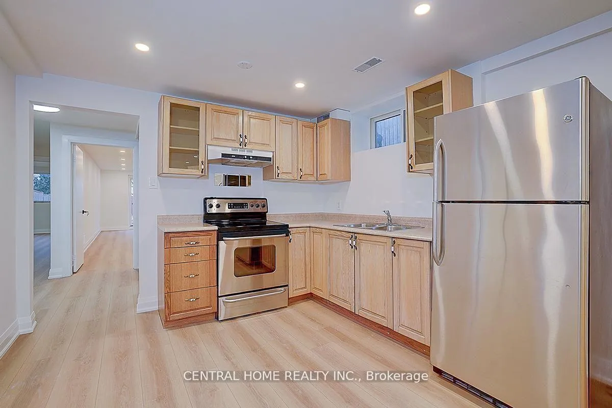 Photo 18 of Unit Lower, 50 Sherwood Forest Drive, Markham, Bullock — HOMEH