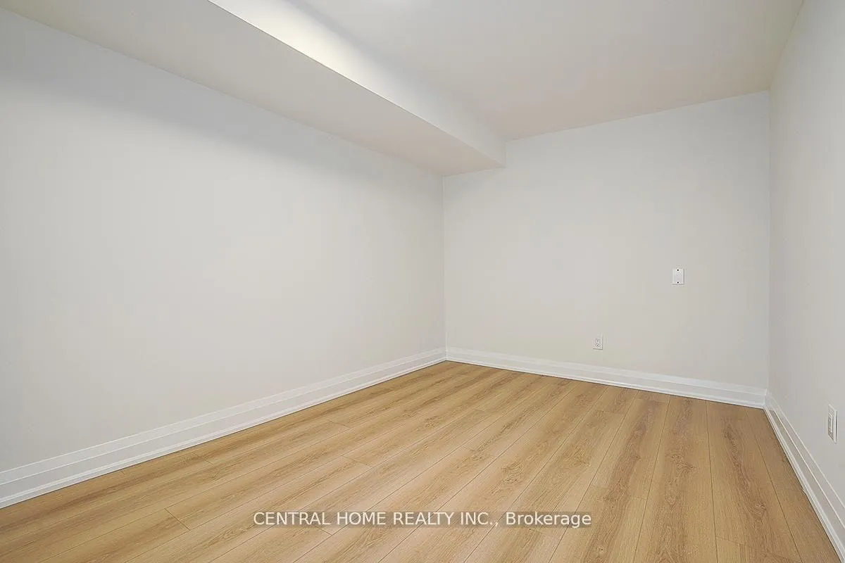 Photo 6 of Unit Lower, 50 Sherwood Forest Drive, Markham, Bullock — HOMEH