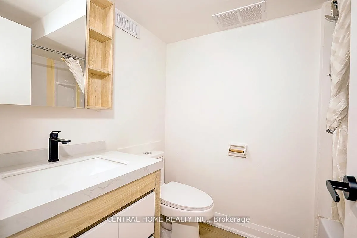 Photo 11 of Unit Lower, 50 Sherwood Forest Drive, Markham, Bullock — HOMEH
