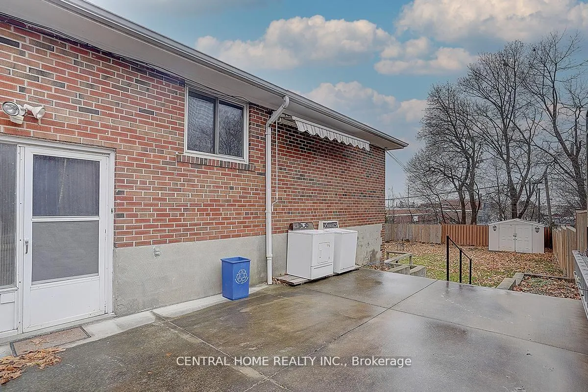Photo 12 of Unit Lower, 50 Sherwood Forest Drive, Markham, Bullock — HOMEH
