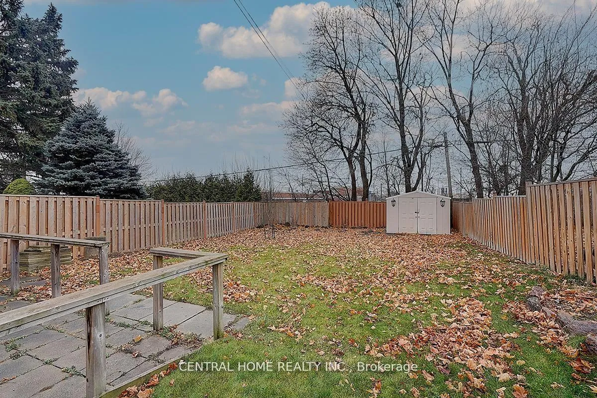 Photo 13 of Unit Lower, 50 Sherwood Forest Drive, Markham, Bullock — HOMEH
