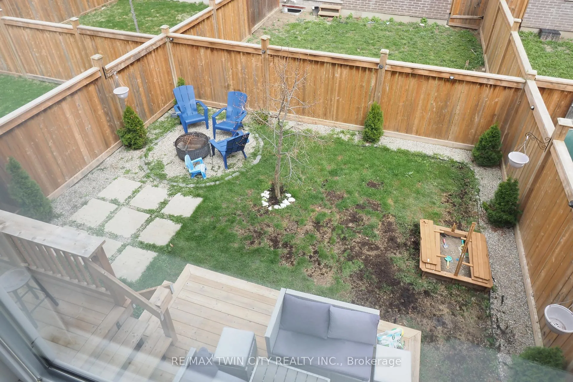 Photo 42 of 27 Gleason Crescent, Kitchener — HOMEH