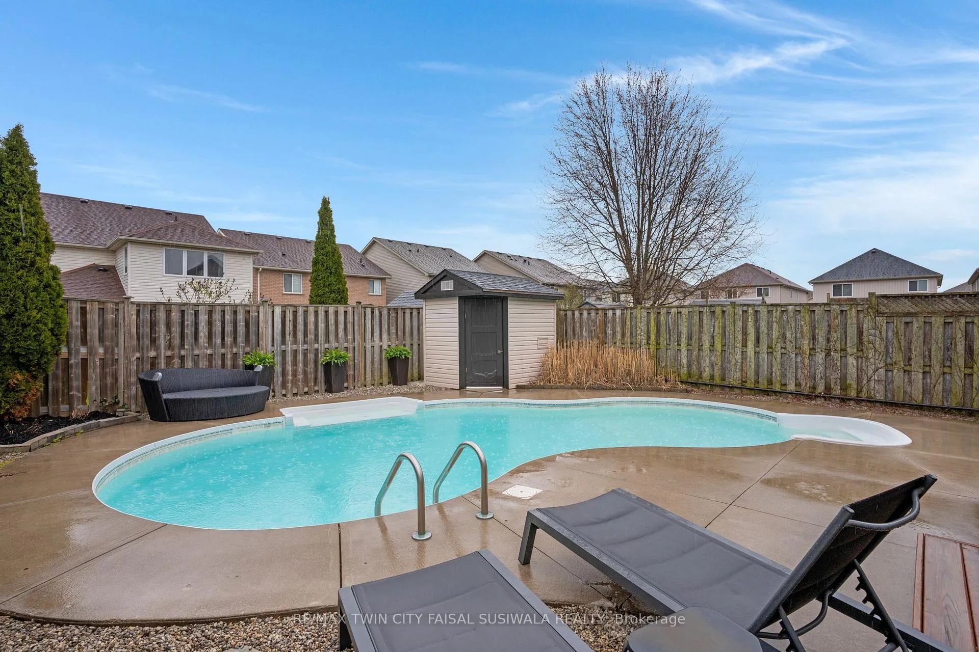 Photo 5 of 99 Udvari Crescent, Kitchener — HOMEH
