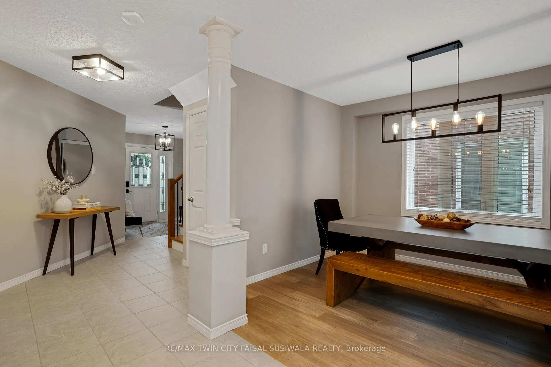 Photo 10 of 99 Udvari Crescent, Kitchener — HOMEH