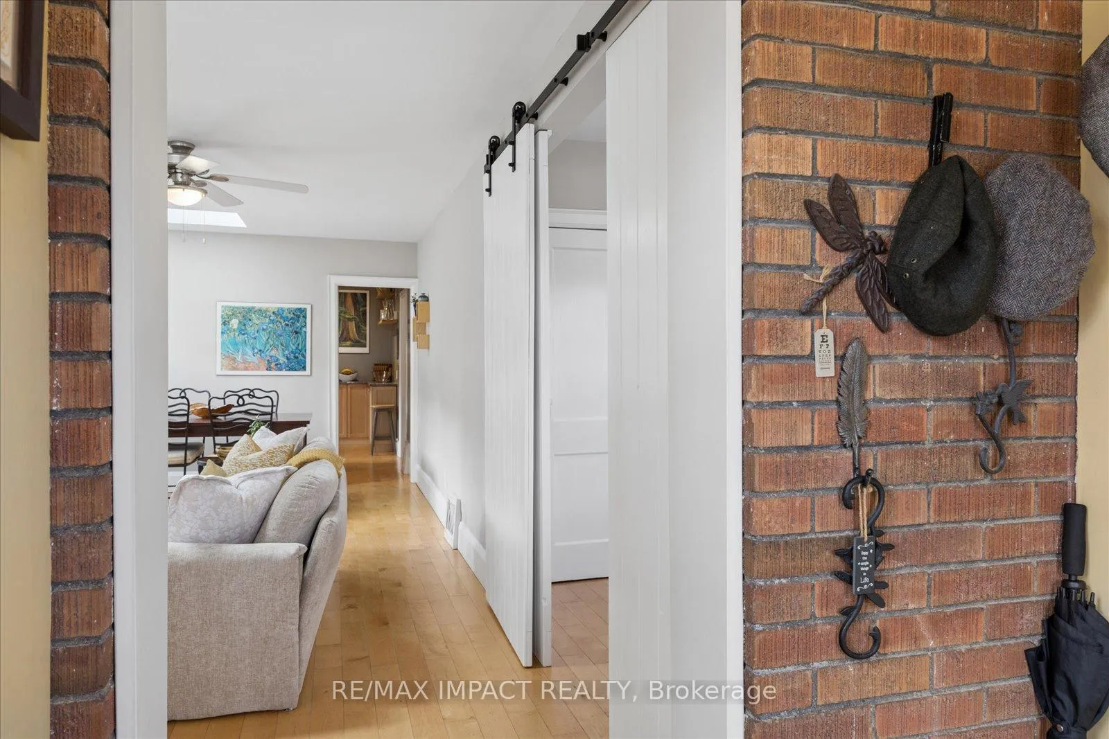Photo 4 of 620 Christie Avenue, Oshawa, O'Neill — HOMEH