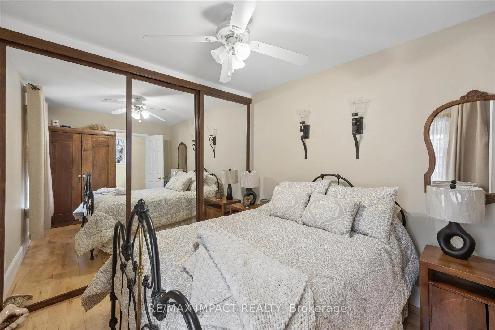 Photo 14 of 620 Christie Avenue, Oshawa, O'Neill — HOMEH