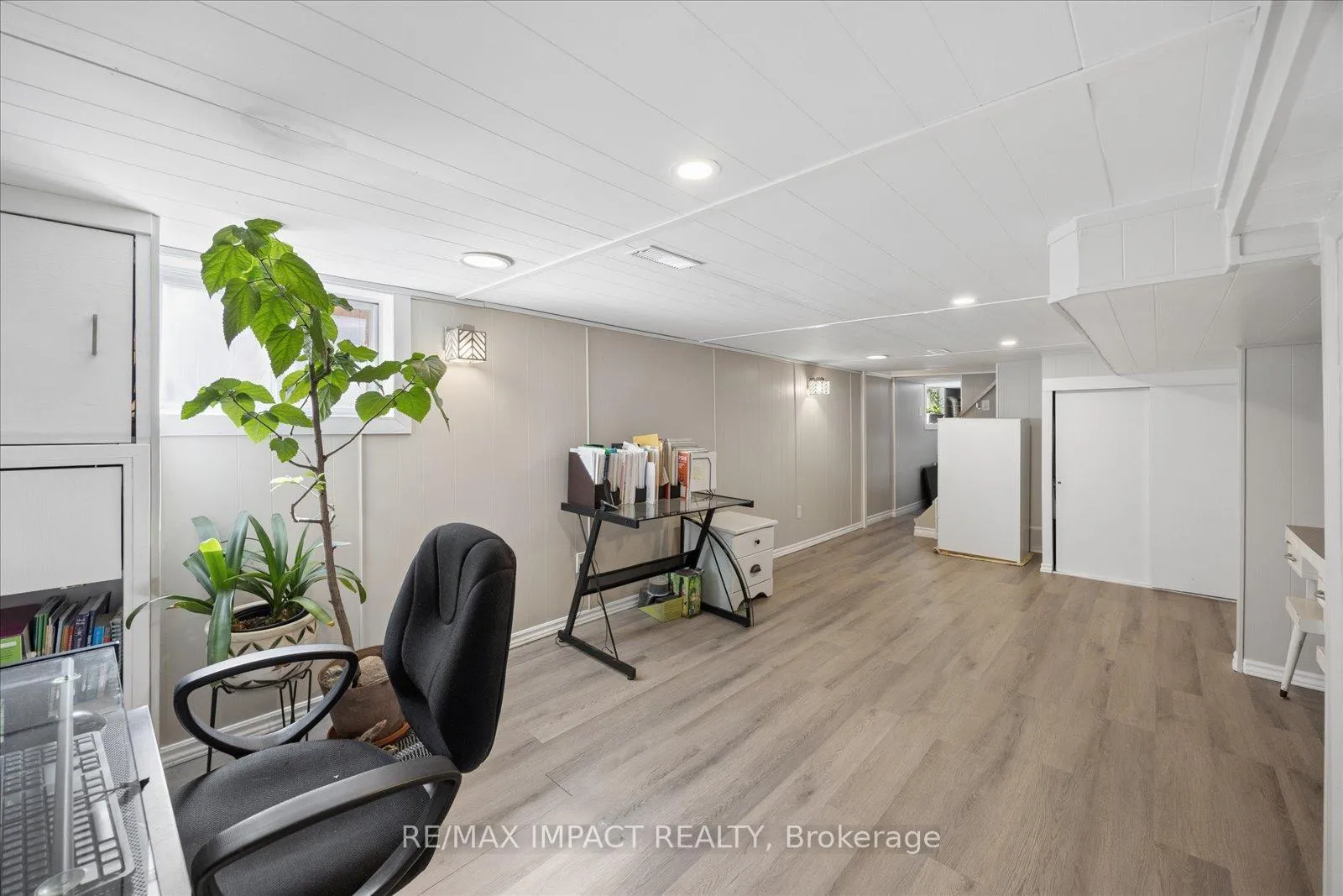 Photo 19 of 620 Christie Avenue, Oshawa, O'Neill — HOMEH