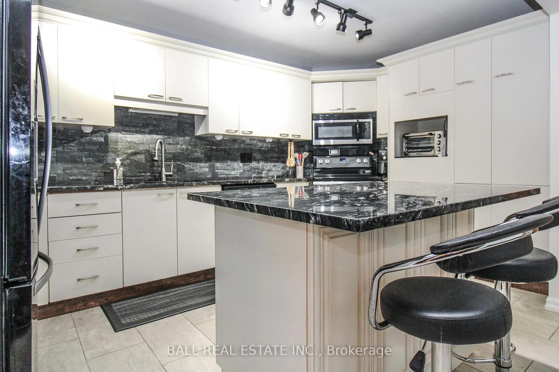 Photo 8 of Unit 2, 3 Paddock Wood, Peterborough, Ashburnham Ward 4 — HOMEH