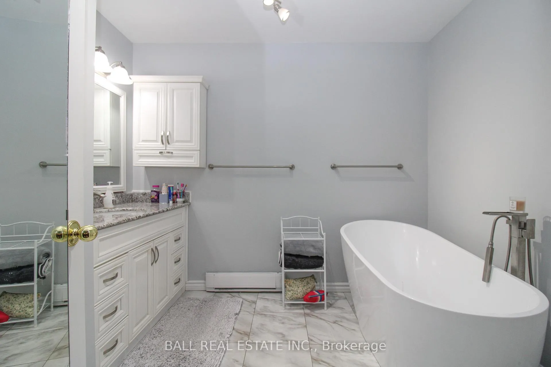 Photo 21 of Unit 2, 3 Paddock Wood, Peterborough, Ashburnham Ward 4 — HOMEH