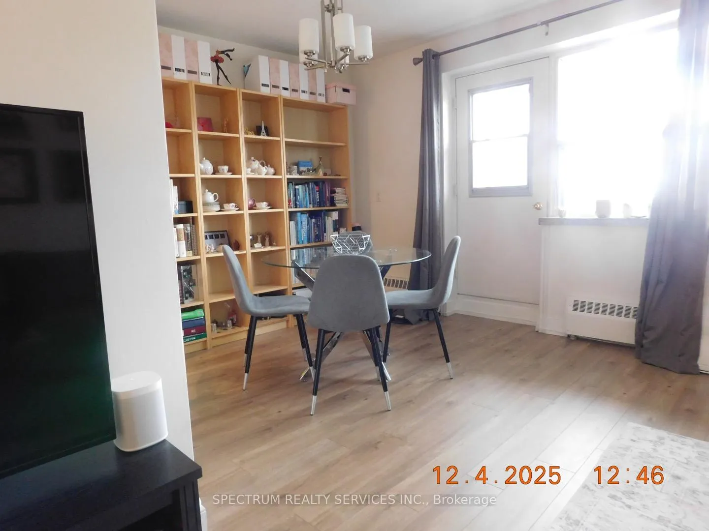 Photo 4 of Unit 808, 3320 Fieldgate Drive, Mississauga, Applewood — HOMEH