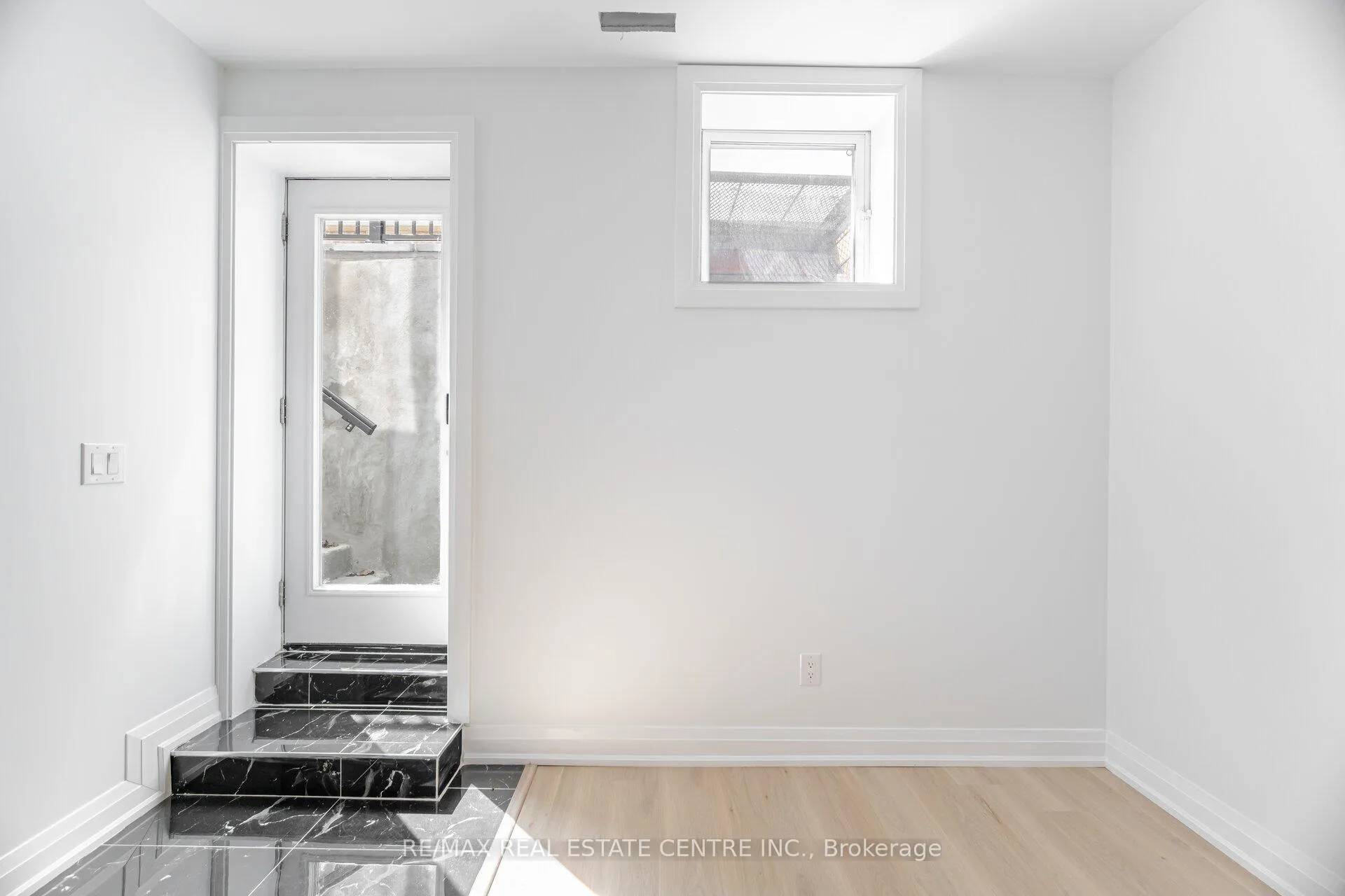 Photo 3 of Unit Basement Apartment, 17 Wonder Way, Brampton, Vales of Castlemore — HOMEH