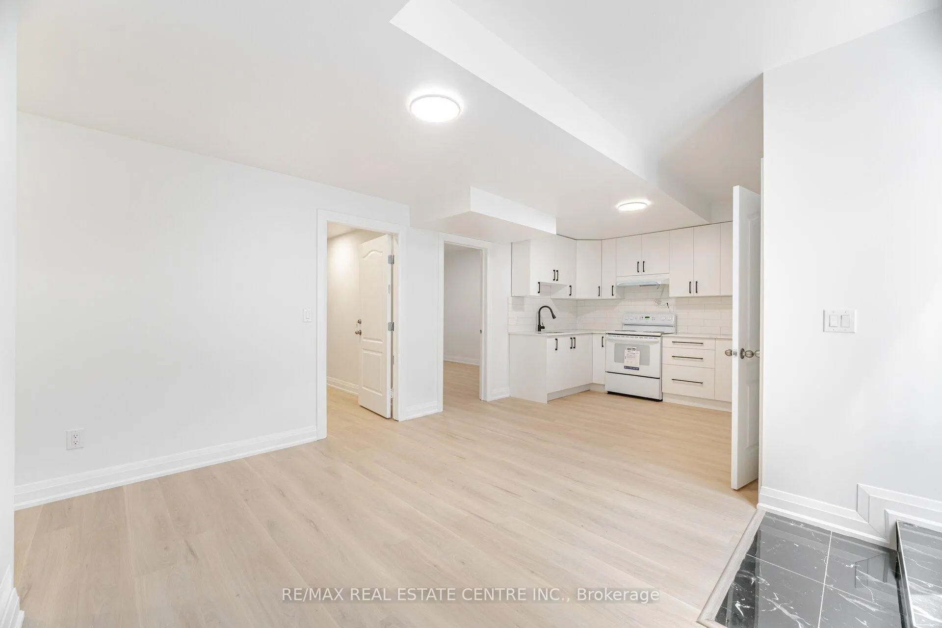Photo 9 of Unit Basement Apartment, 17 Wonder Way, Brampton, Vales of Castlemore — HOMEH