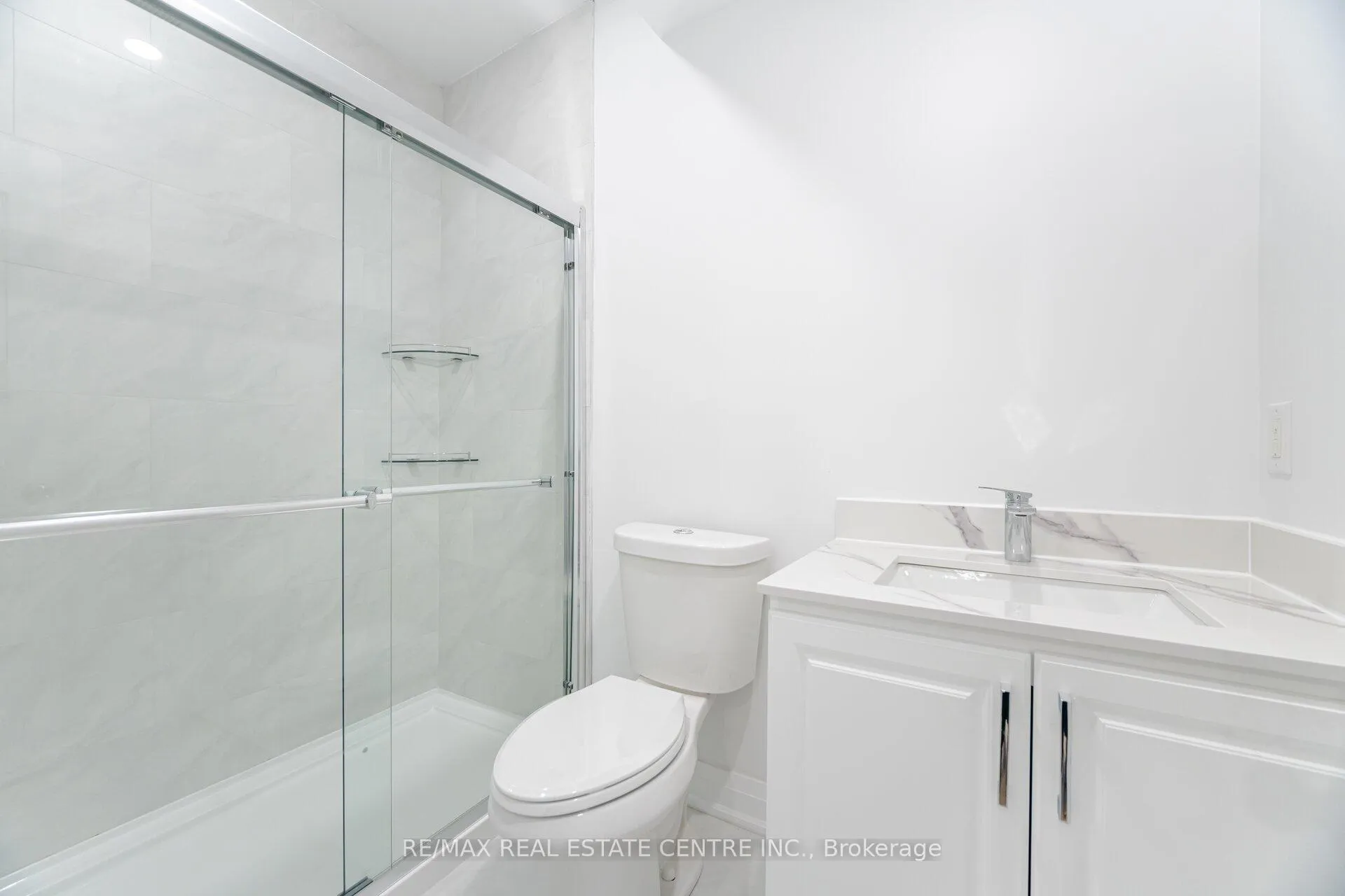 Photo 13 of Unit Basement Apartment, 17 Wonder Way, Brampton, Vales of Castlemore — HOMEH