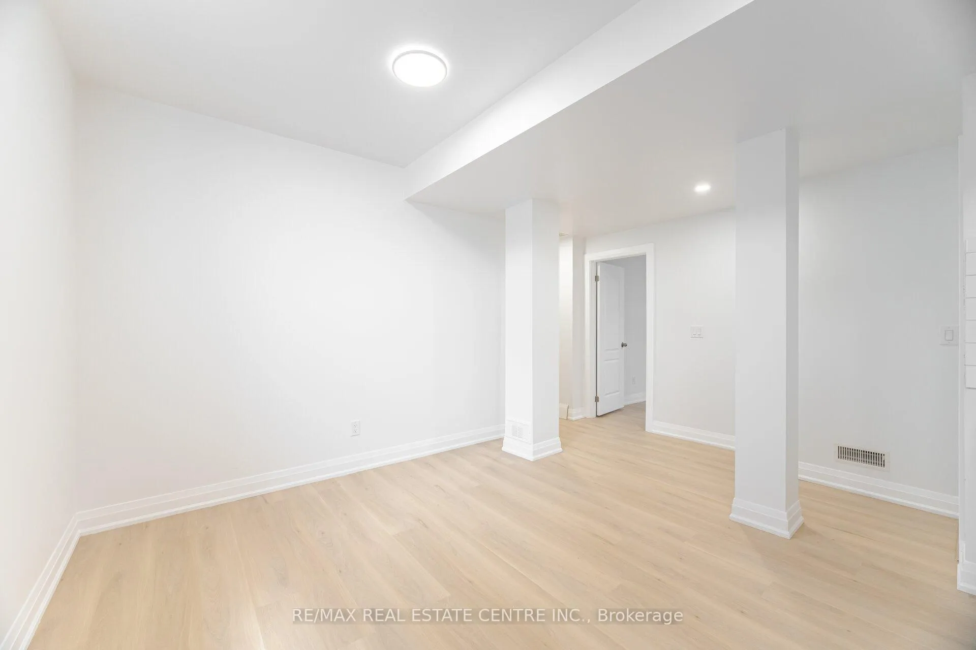 Photo 18 of Unit Basement Apartment, 17 Wonder Way, Brampton, Vales of Castlemore — HOMEH