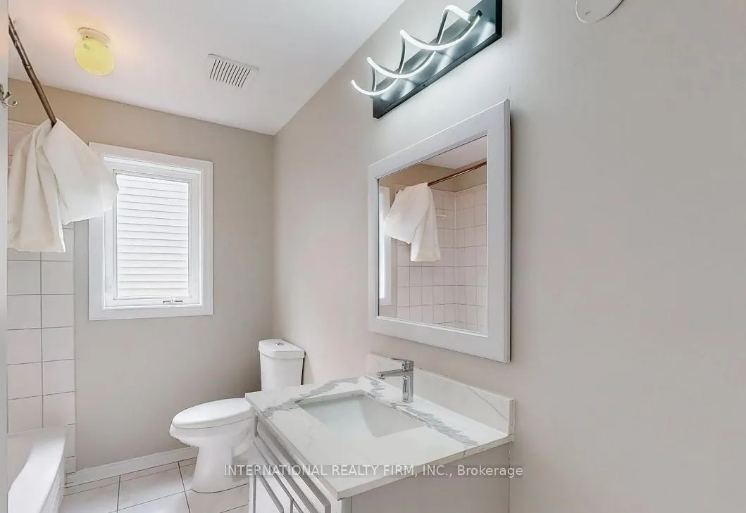 Photo 9 of Unit Main, 6 English Street, Brampton, Brampton West — HOMEH