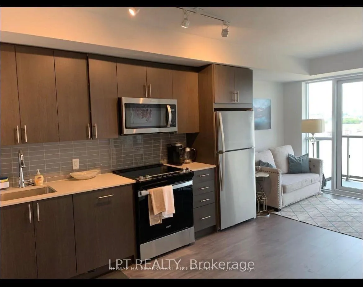 Photo 9 of Unit 1114, 2550 Simcoe Street N, Oshawa, Windfields — HOMEH