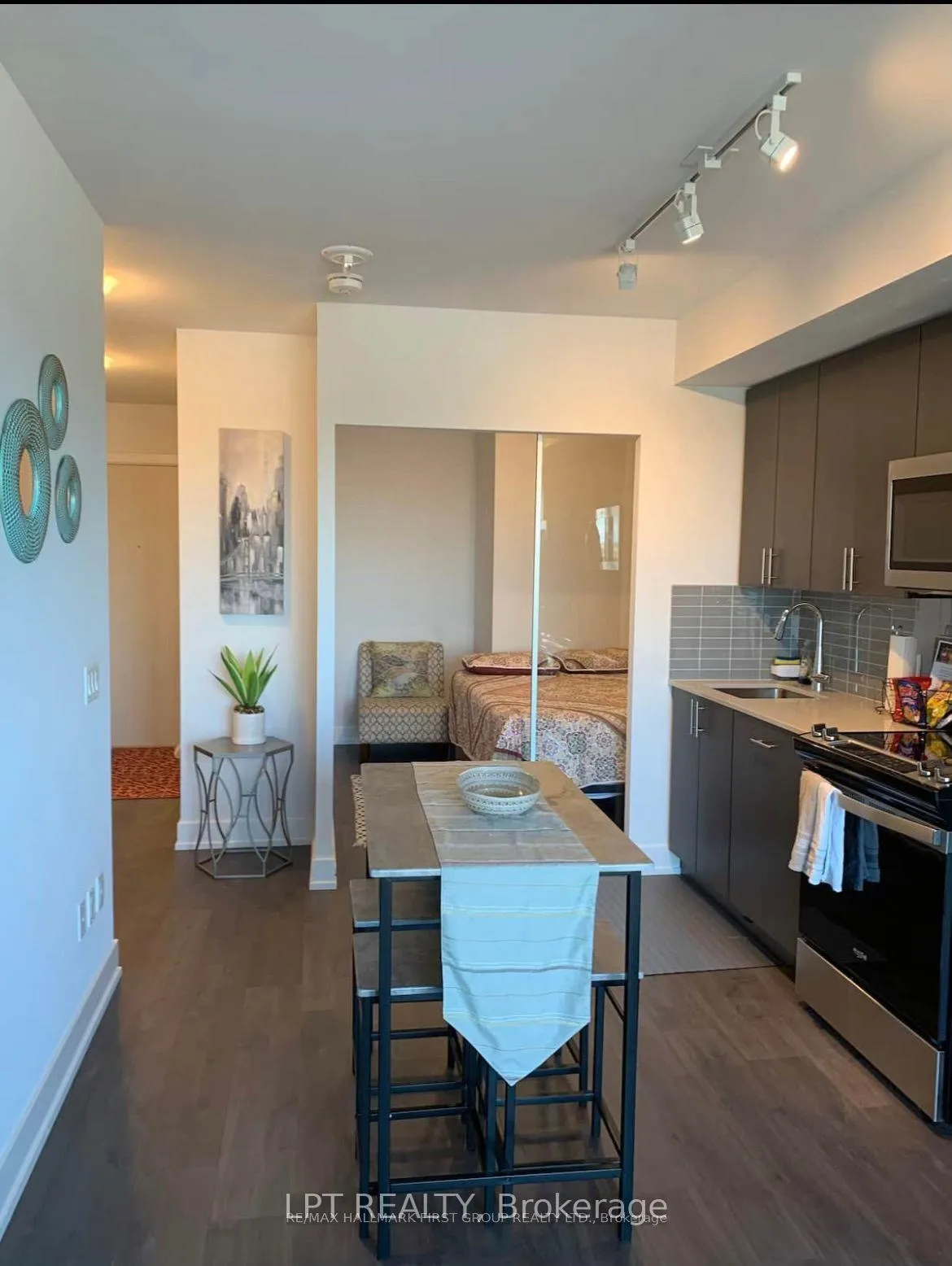 Photo 12 of Unit 1114, 2550 Simcoe Street N, Oshawa, Windfields — HOMEH