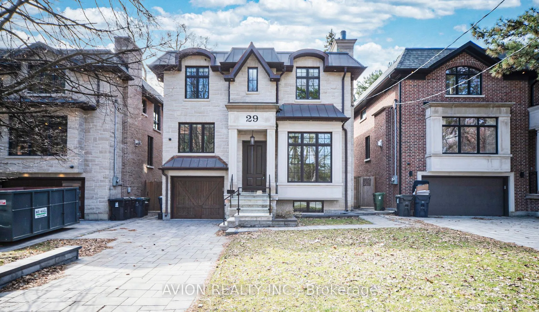 Photo 2 of 29 Evergreen Gardens, Toronto, Leaside — HOMEH