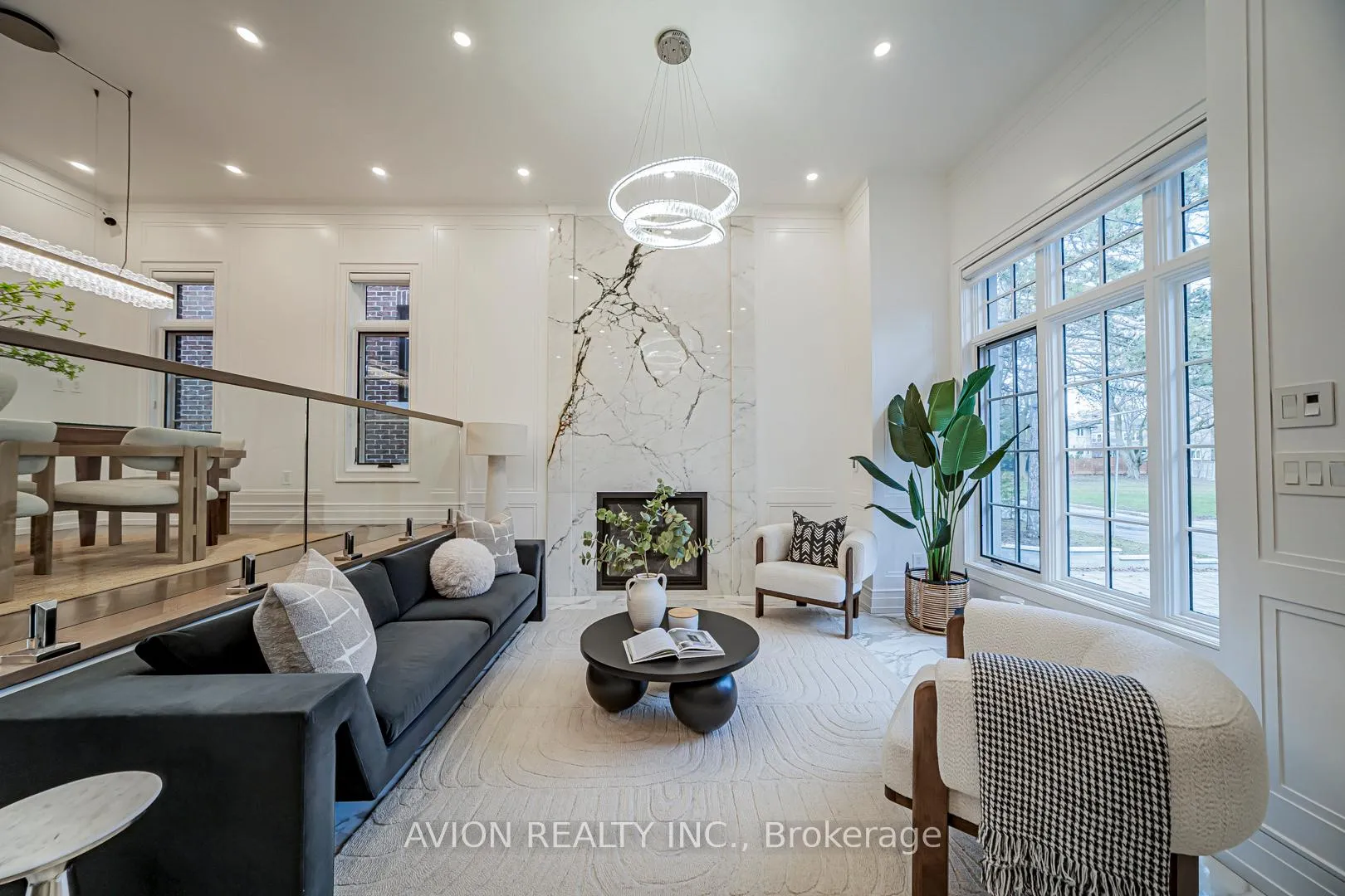 Photo 5 of 29 Evergreen Gardens, Toronto, Leaside — HOMEH