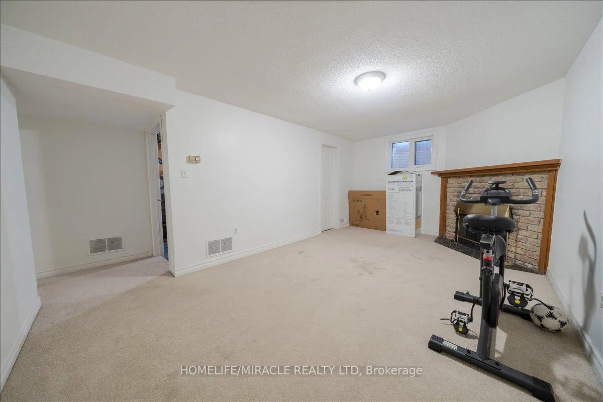 Photo 66 of 613 Galloway Crescent, Mississauga, Creditview — HOMEH