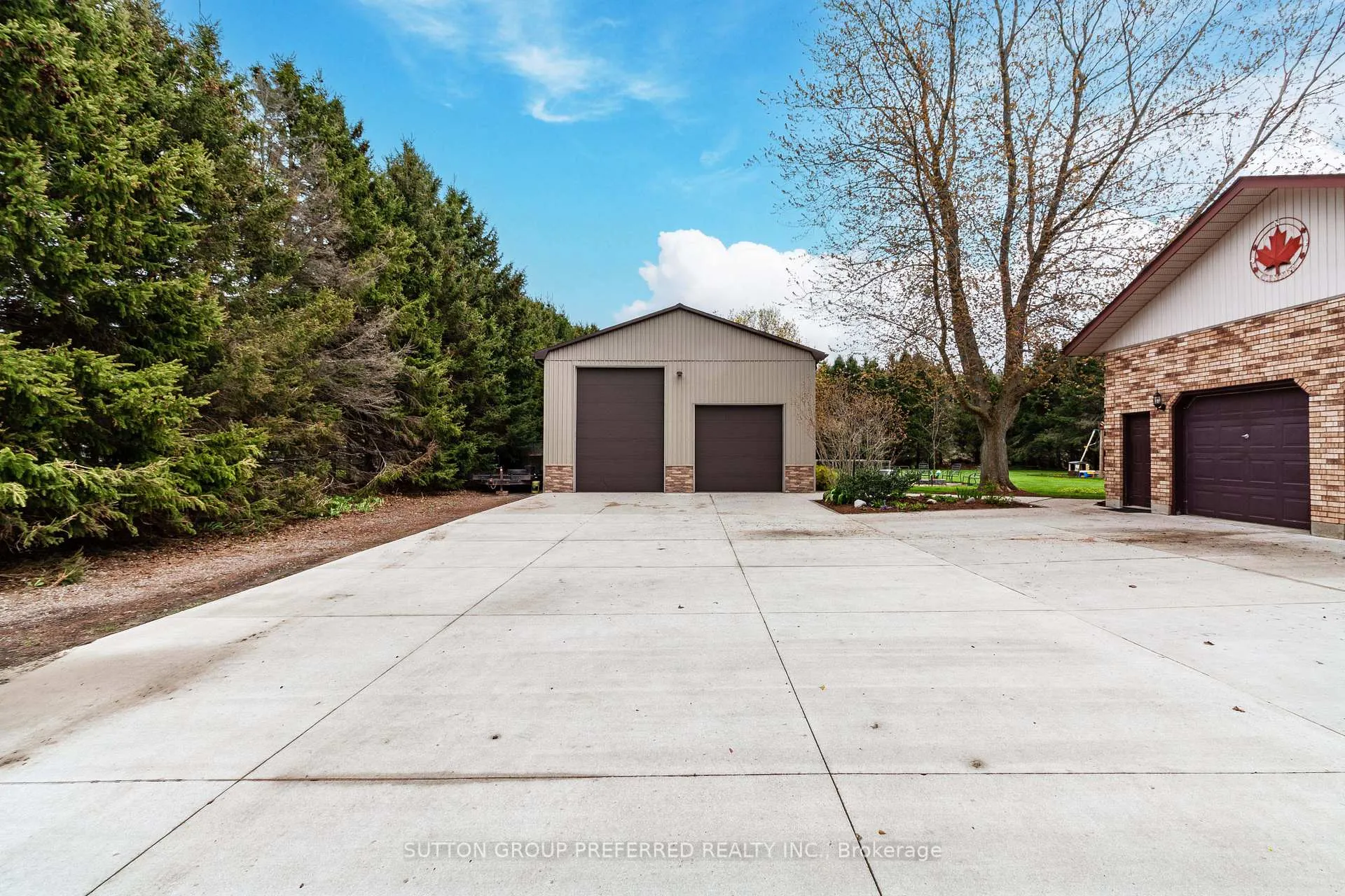 Photo 6 of 8034 Imperial Road, Malahide, Rural Malahide — HOMEH