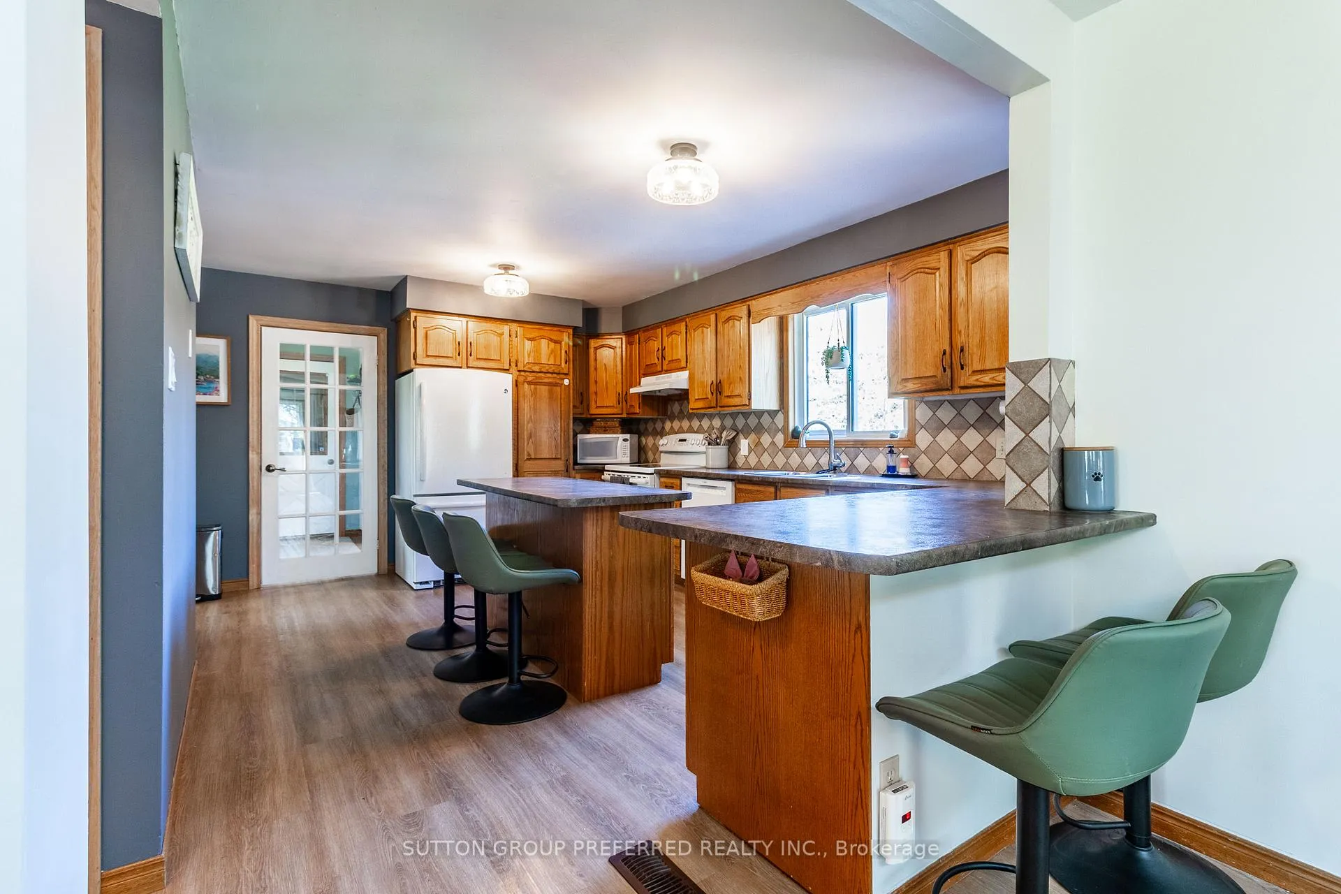Photo 17 of 8034 Imperial Road, Malahide, Rural Malahide — HOMEH