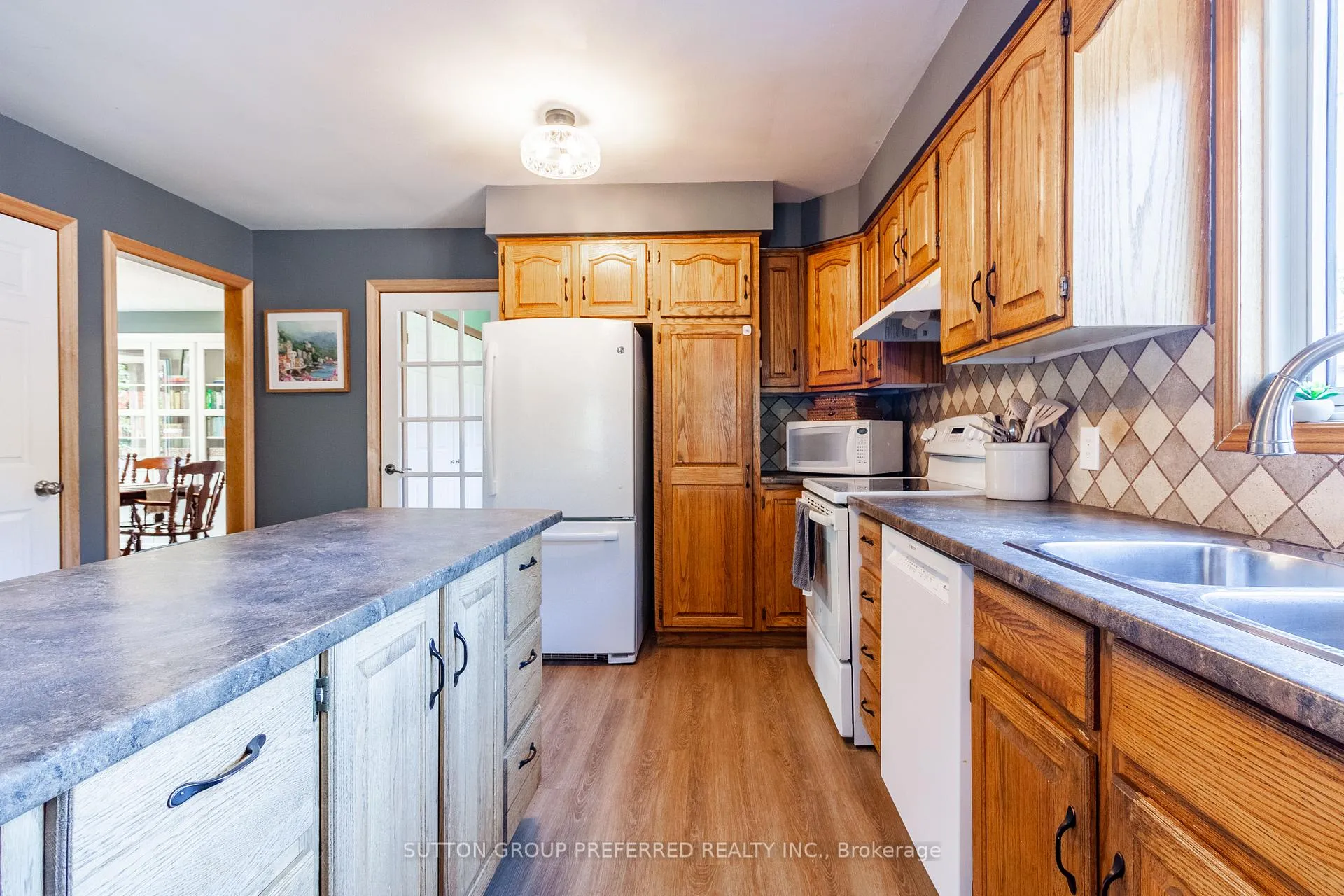 Photo 19 of 8034 Imperial Road, Malahide, Rural Malahide — HOMEH
