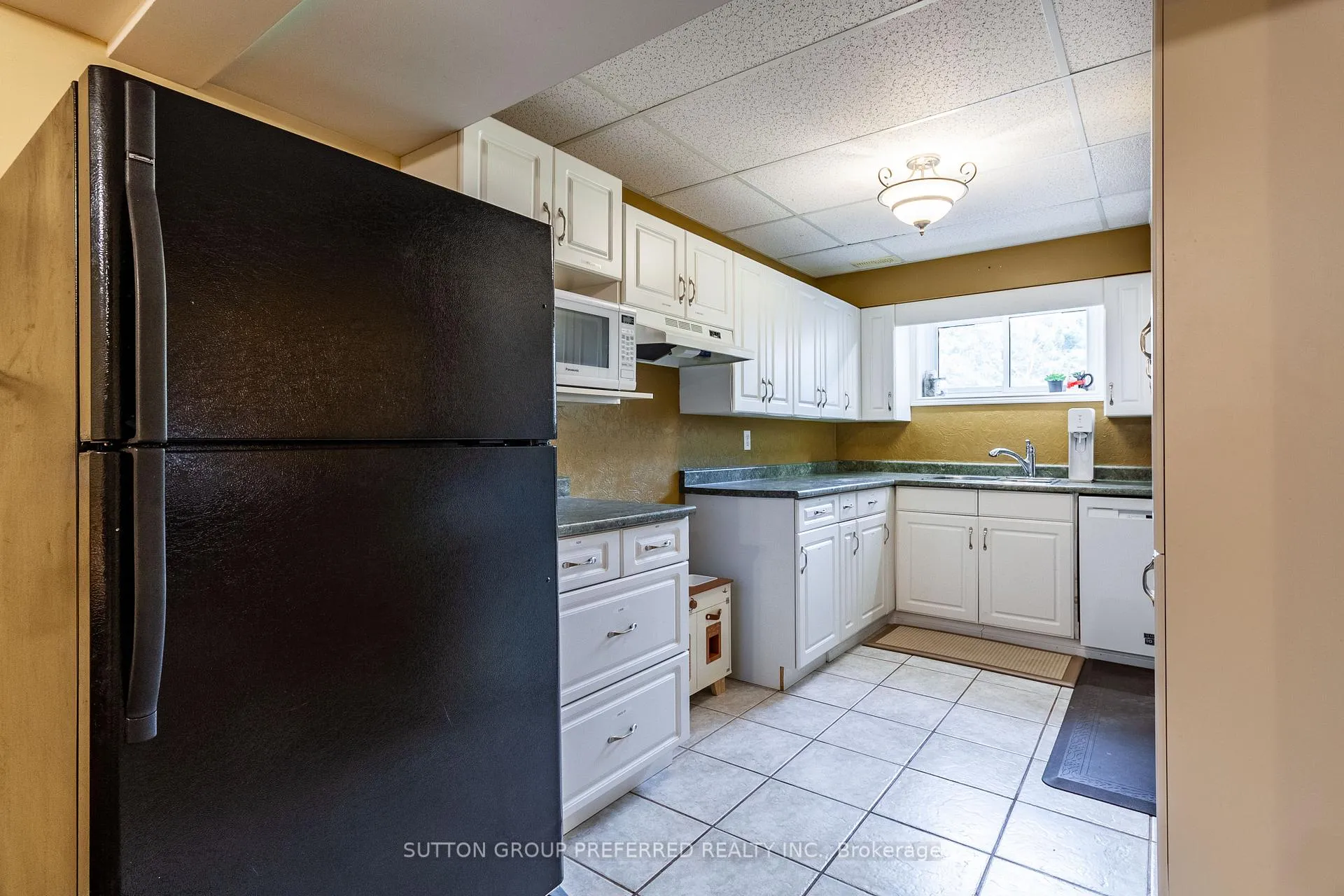 Photo 37 of 8034 Imperial Road, Malahide, Rural Malahide — HOMEH