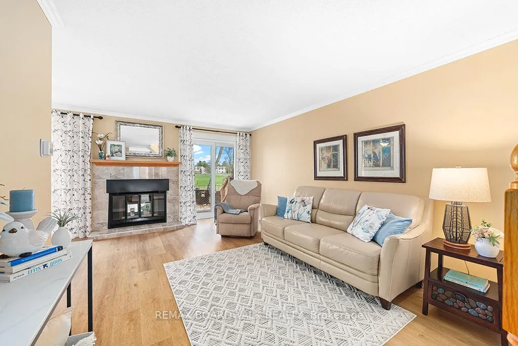 Photo 9 of 1111 Des Forets Avenue, Ottawa, Convent Glen North — HOMEH