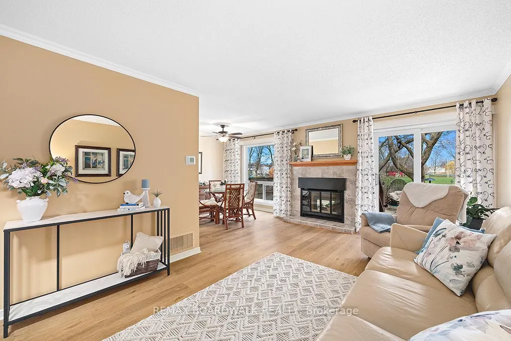 Photo 10 of 1111 Des Forets Avenue, Ottawa, Convent Glen North — HOMEH