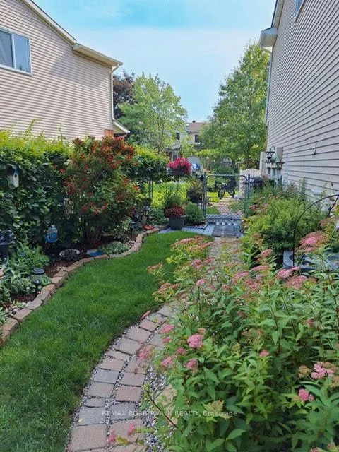 Photo 34 of 1111 Des Forets Avenue, Ottawa, Convent Glen North — HOMEH