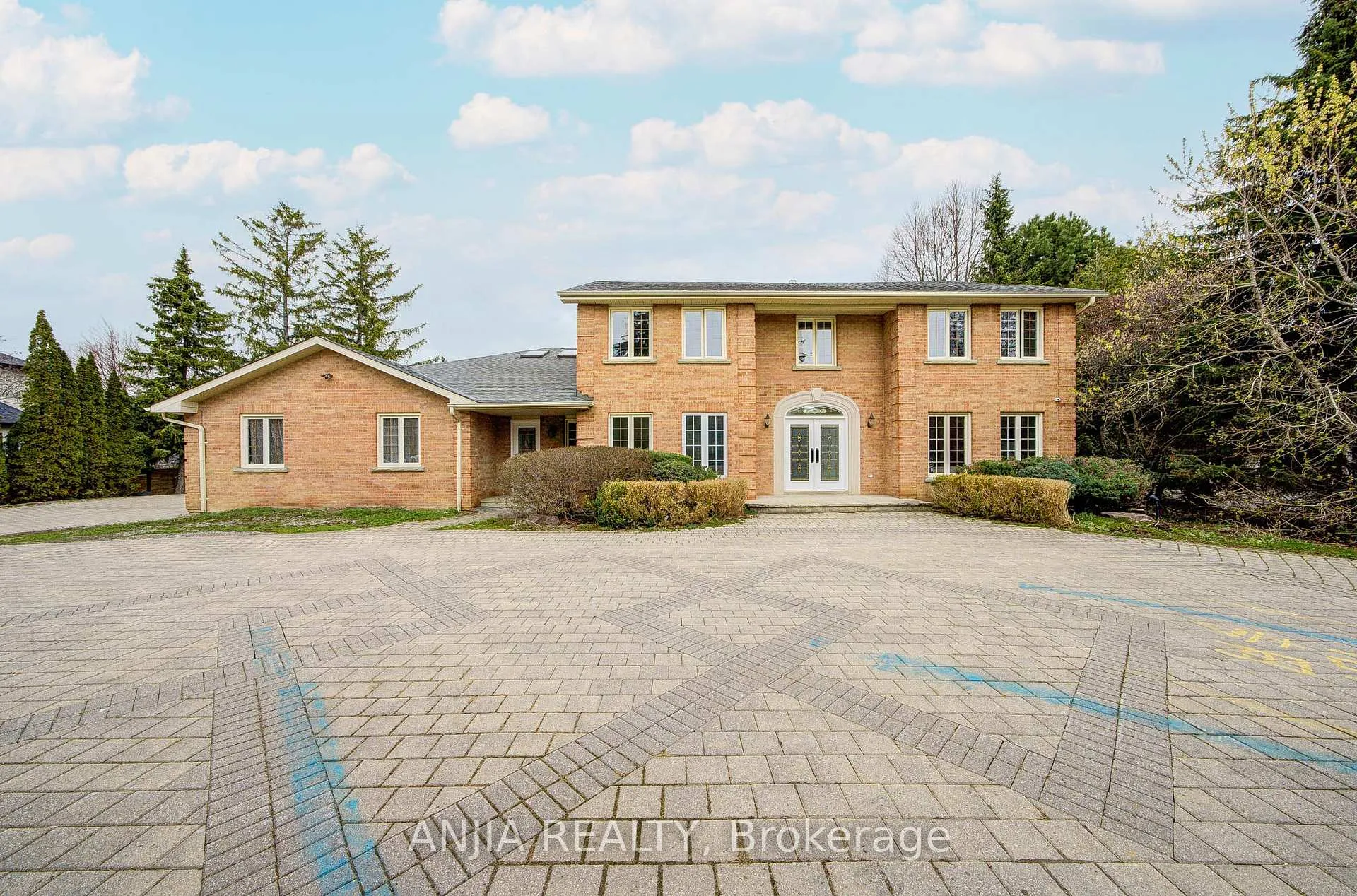 Photo 1 of 20 Country Estates Drive, Markham, Cachet — HOMEH