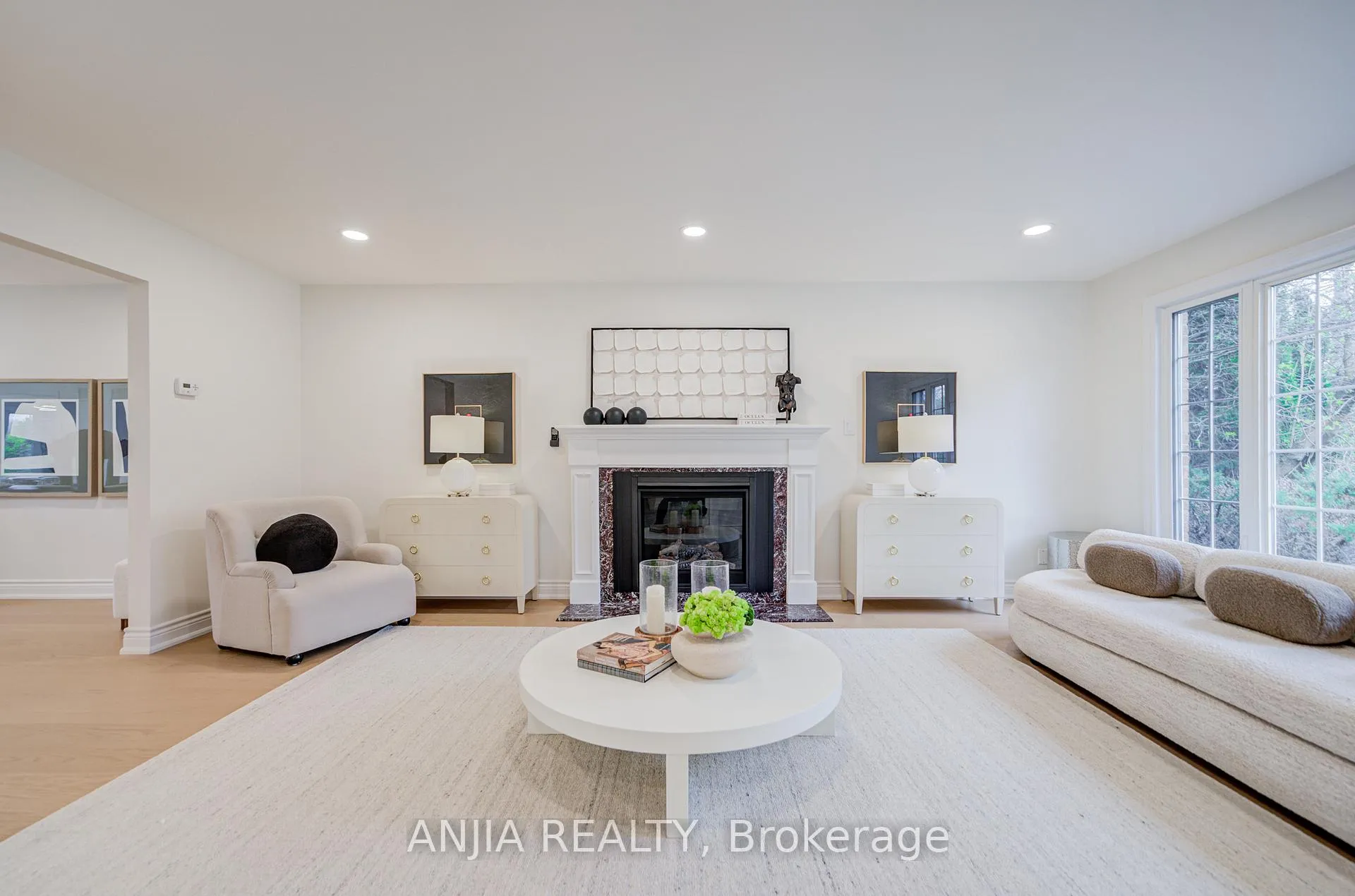 Photo 11 of 20 Country Estates Drive, Markham, Cachet — HOMEH