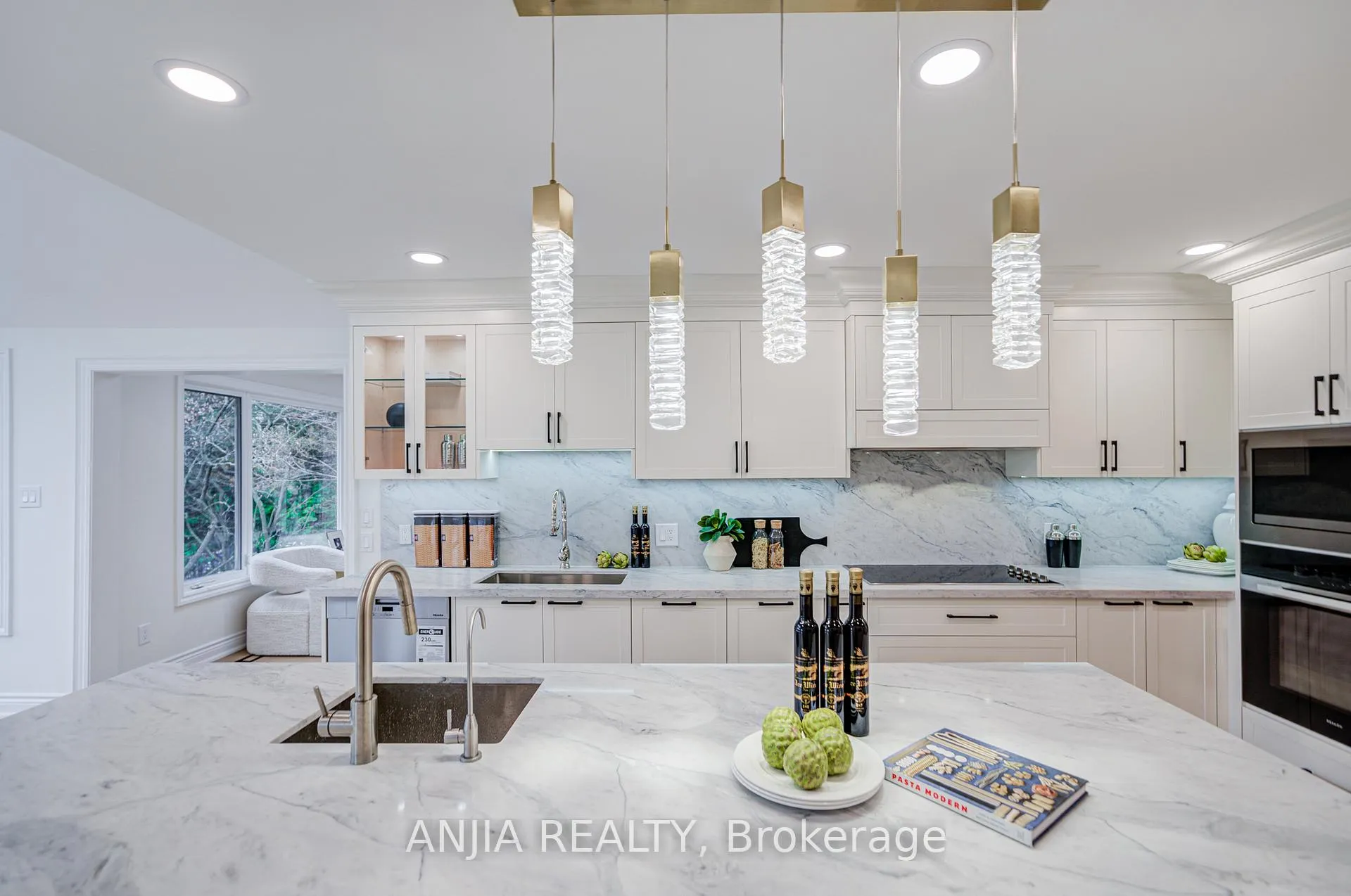 Photo 22 of 20 Country Estates Drive, Markham, Cachet — HOMEH