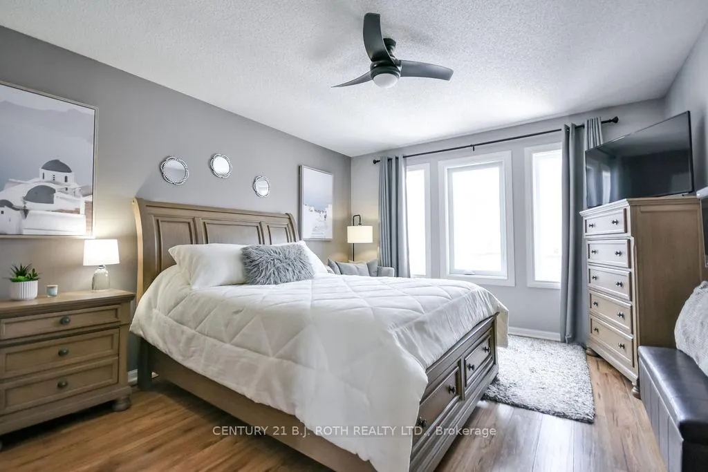 Photo 12 of 35 Hawthorne Crescent, Barrie, Ardagh — HOMEH