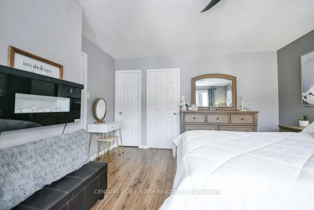 Photo 14 of 35 Hawthorne Crescent, Barrie, Ardagh — HOMEH