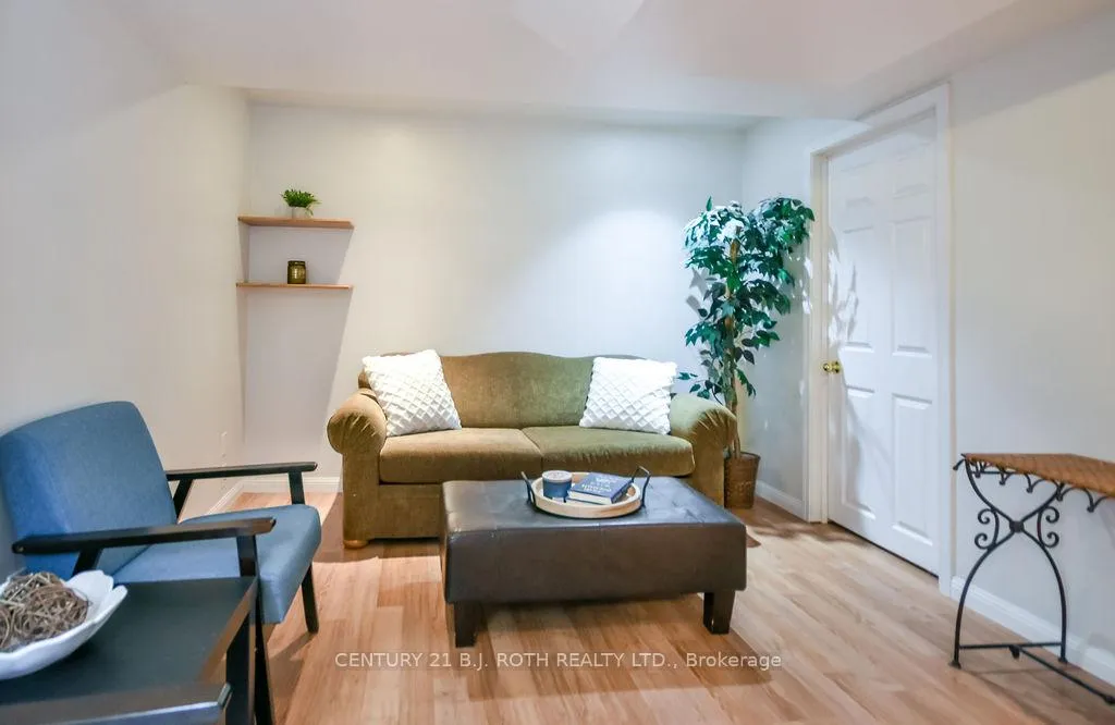 Photo 19 of 35 Hawthorne Crescent, Barrie, Ardagh — HOMEH