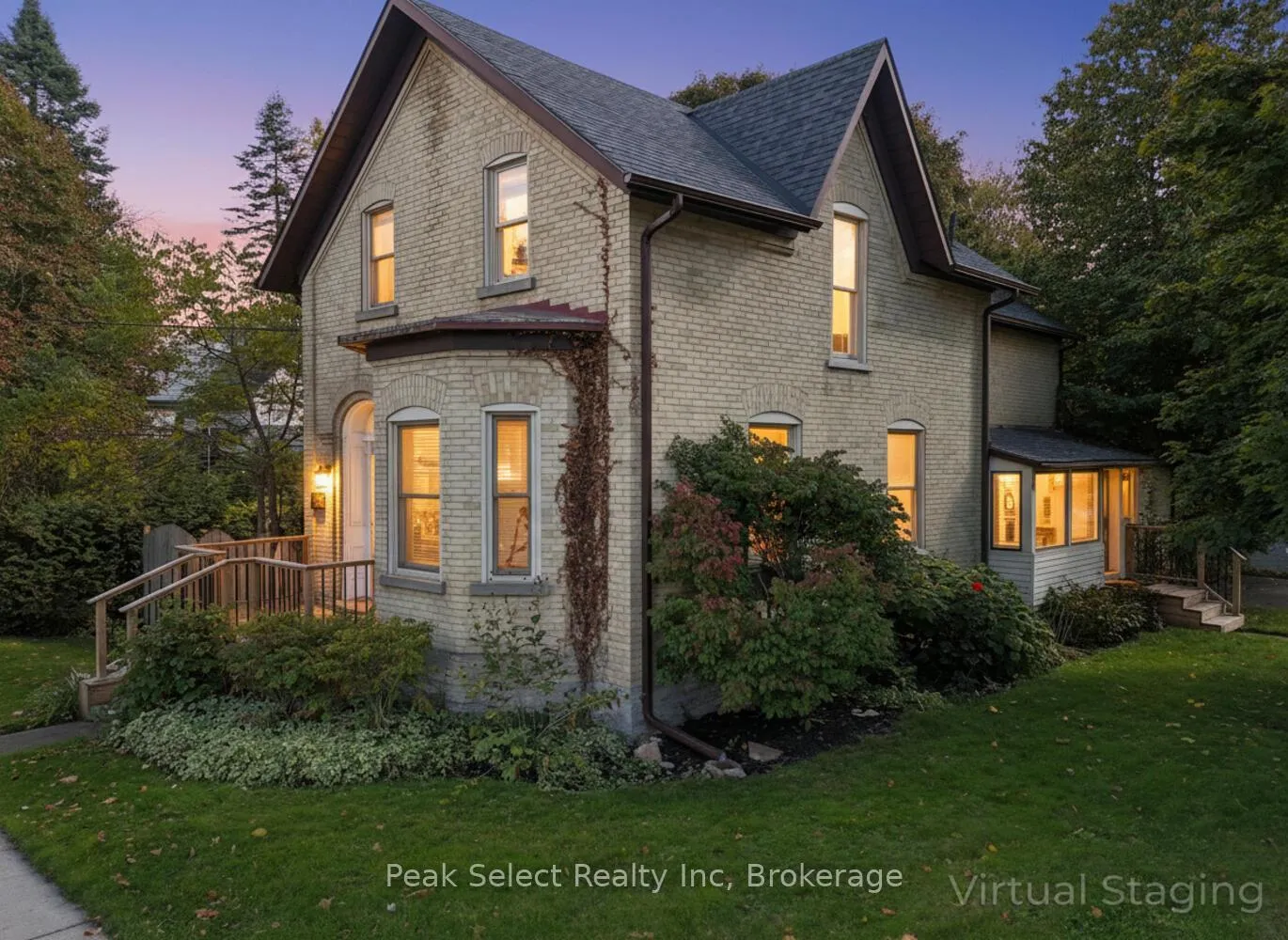 Photo 2 of 382 Queen Street E, St. Marys — HOMEH