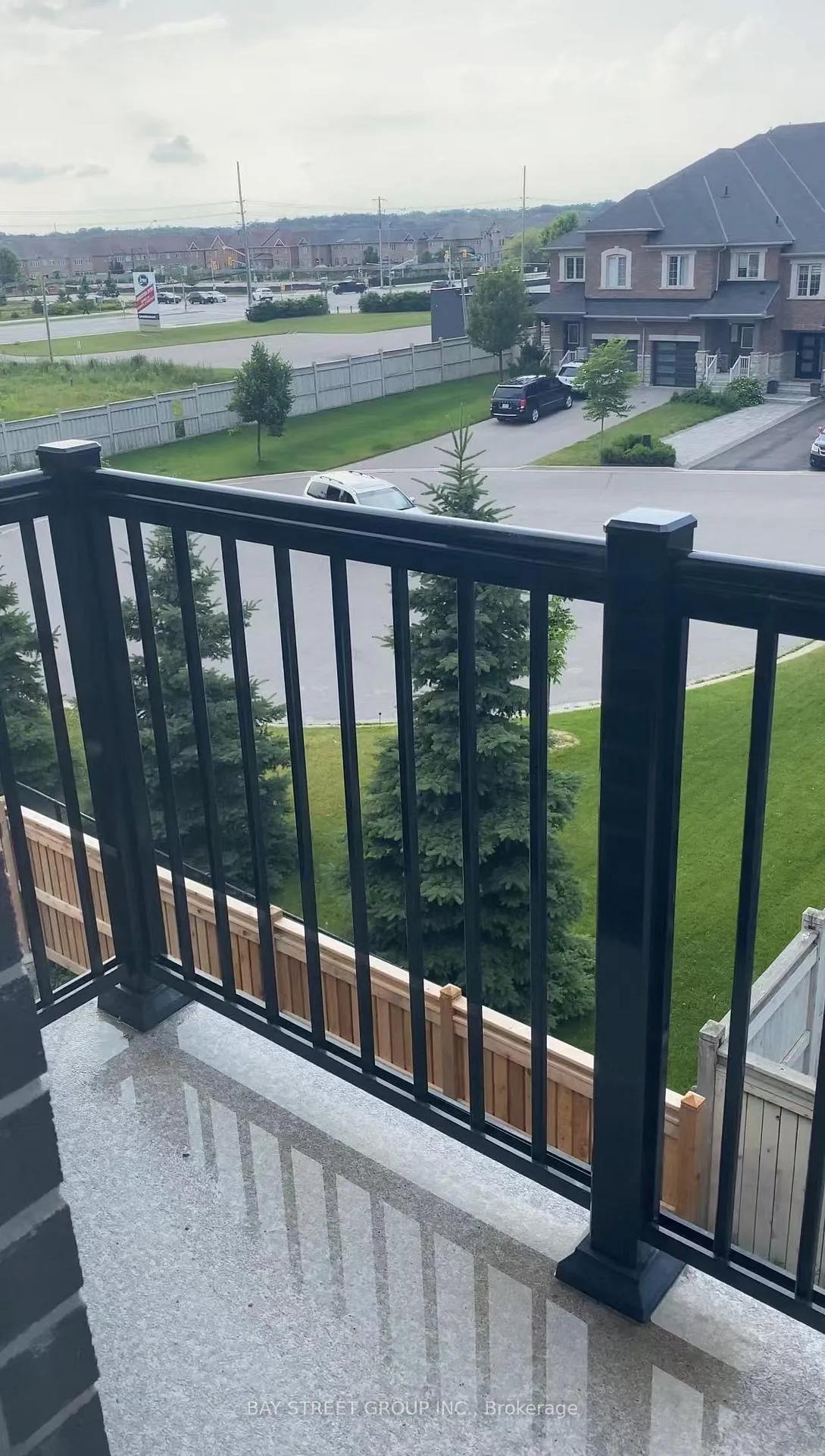 Photo 34 of 255 Tennant Circle, Vaughan, Vellore Village — HOMEH