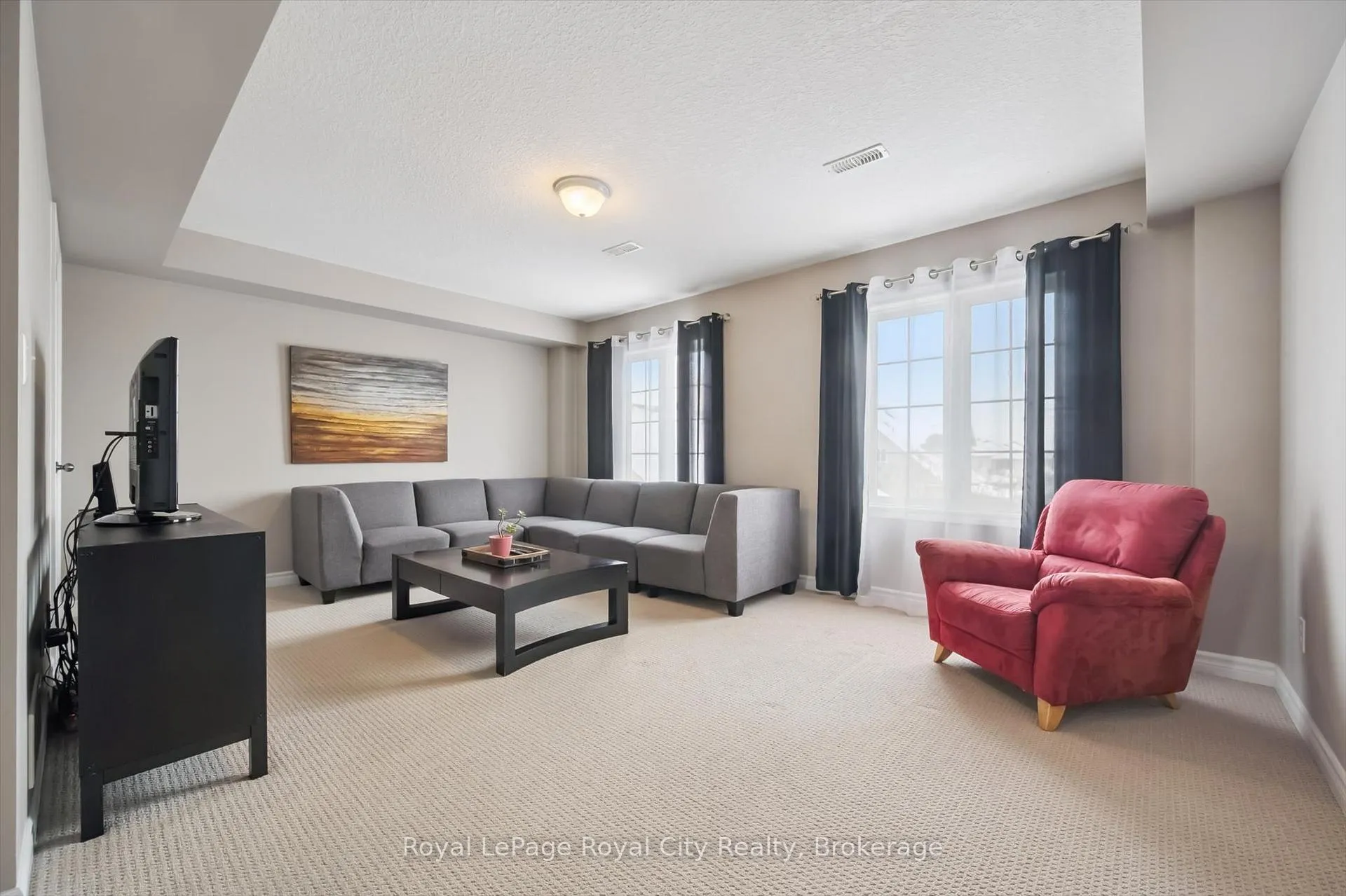 Photo 2 of Unit 28B, 15 Carere Crescent, Guelph, Victoria North — HOMEH