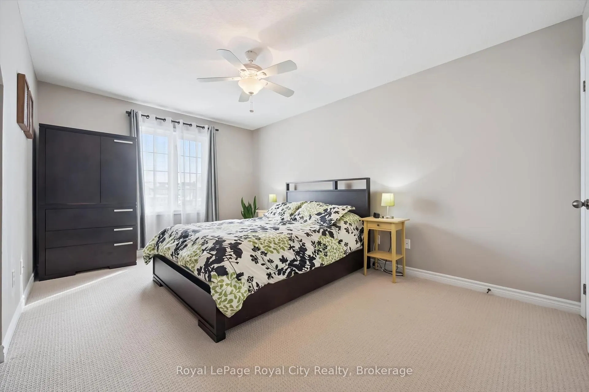 Photo 17 of Unit 28B, 15 Carere Crescent, Guelph, Victoria North — HOMEH