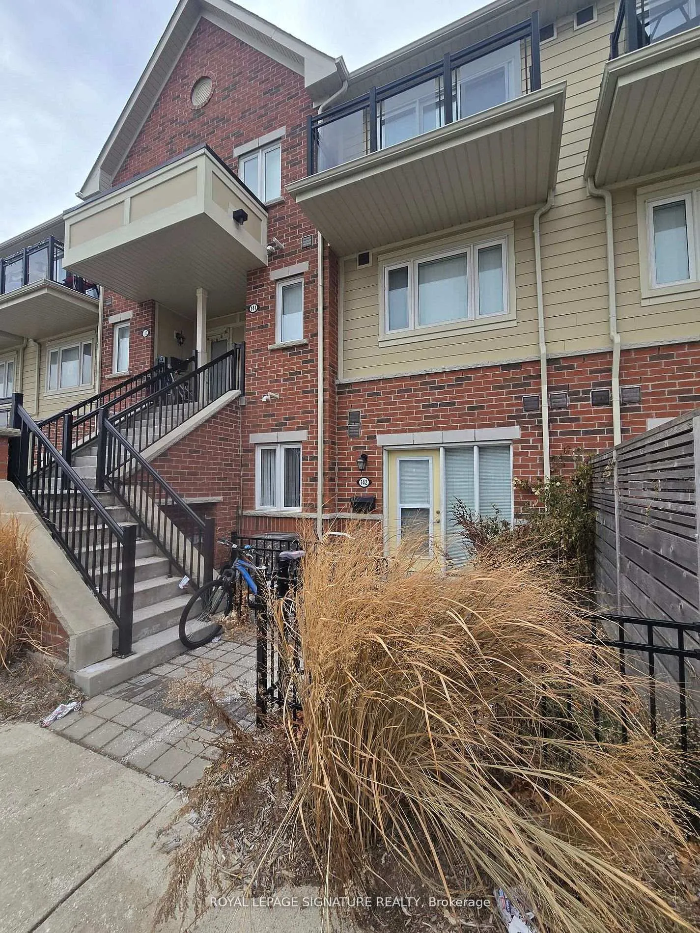 Photo 1 of Unit 142, 250 Sunny Meadow Boulevard, Brampton, Sandringham-Wellington — HOMEH