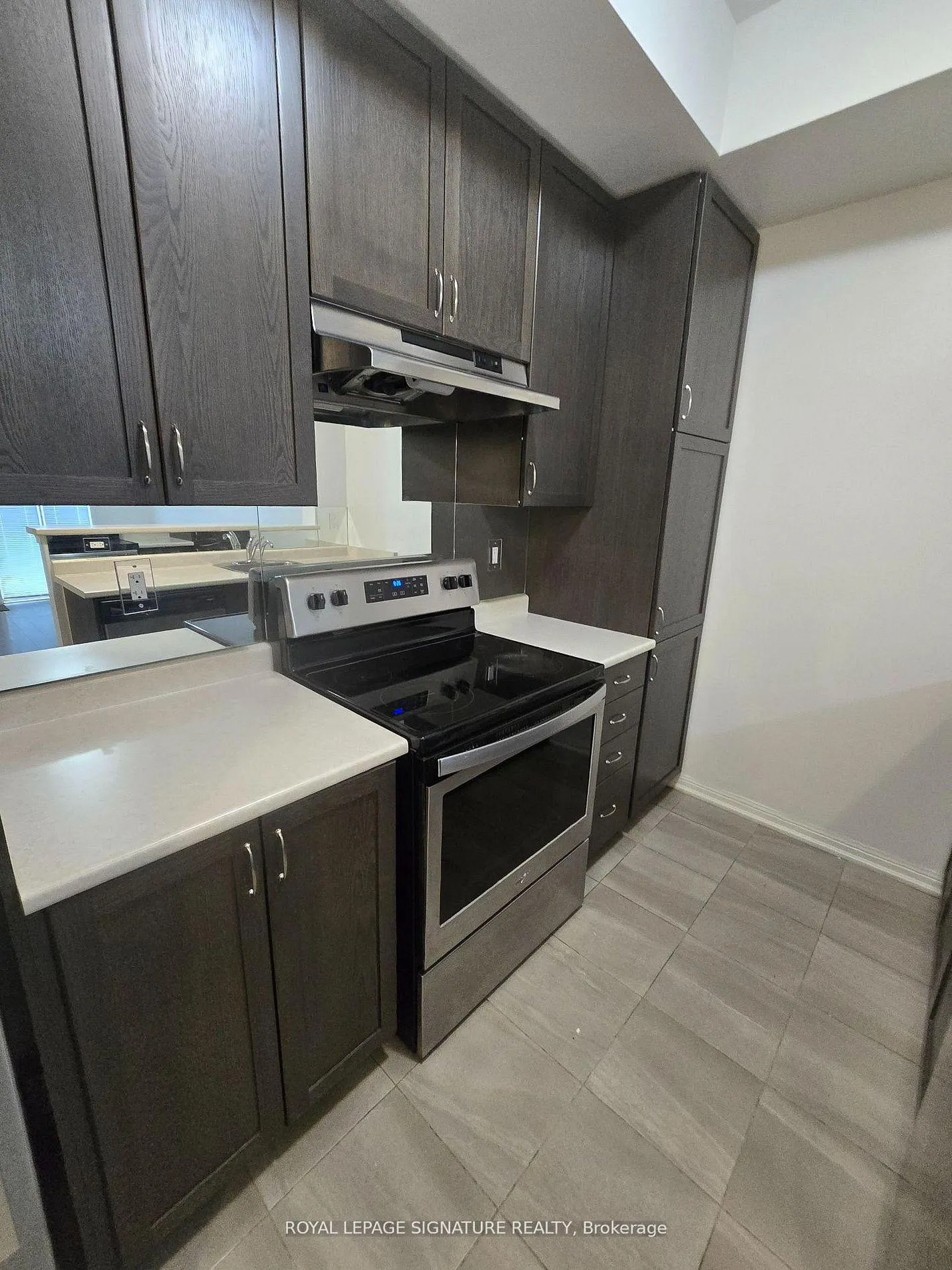 Photo 8 of Unit 142, 250 Sunny Meadow Boulevard, Brampton, Sandringham-Wellington — HOMEH