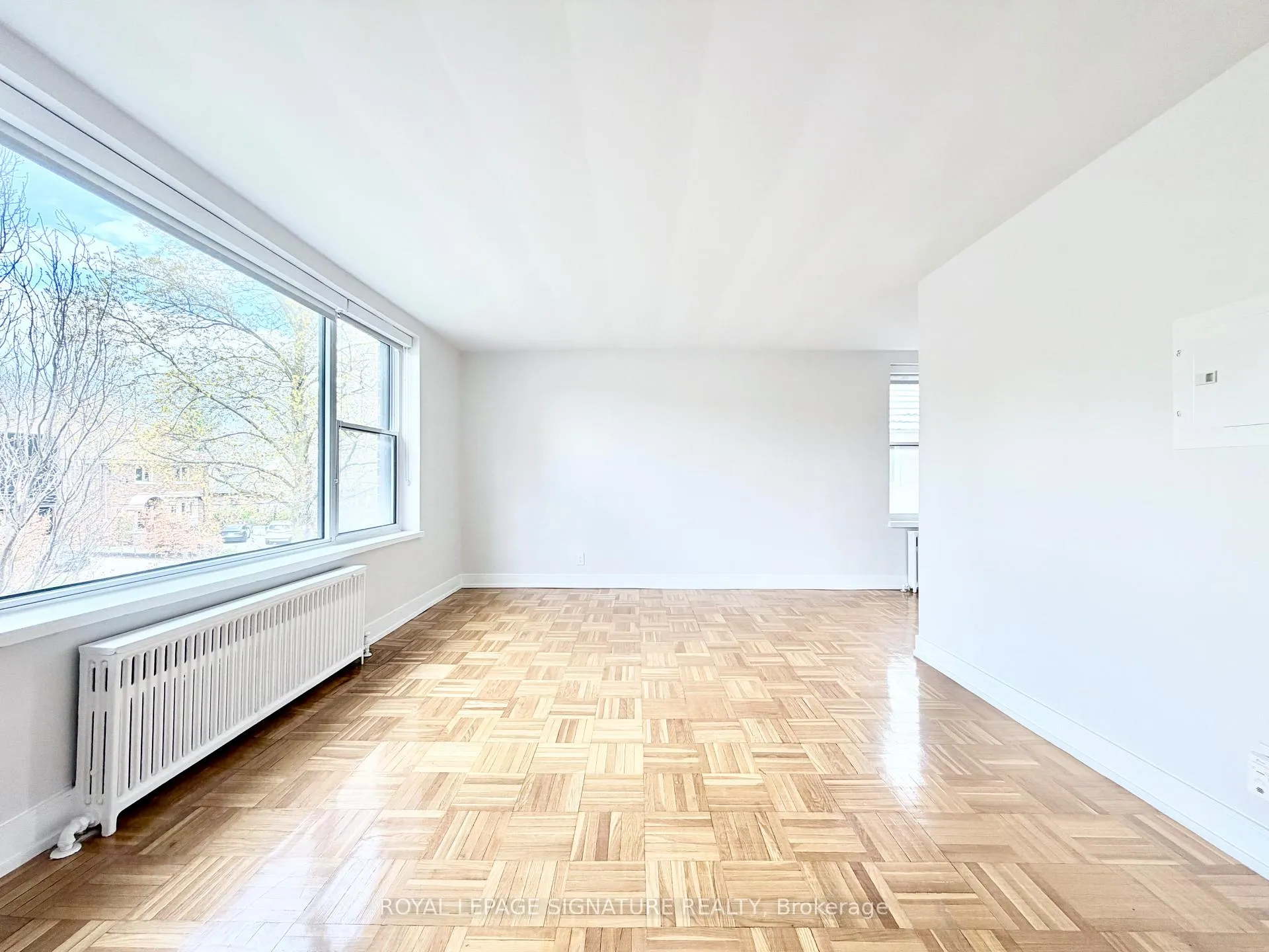 Photo 14 of Unit 201, 1545 Bathurst Street, Toronto, Forest Hill South — HOMEH
