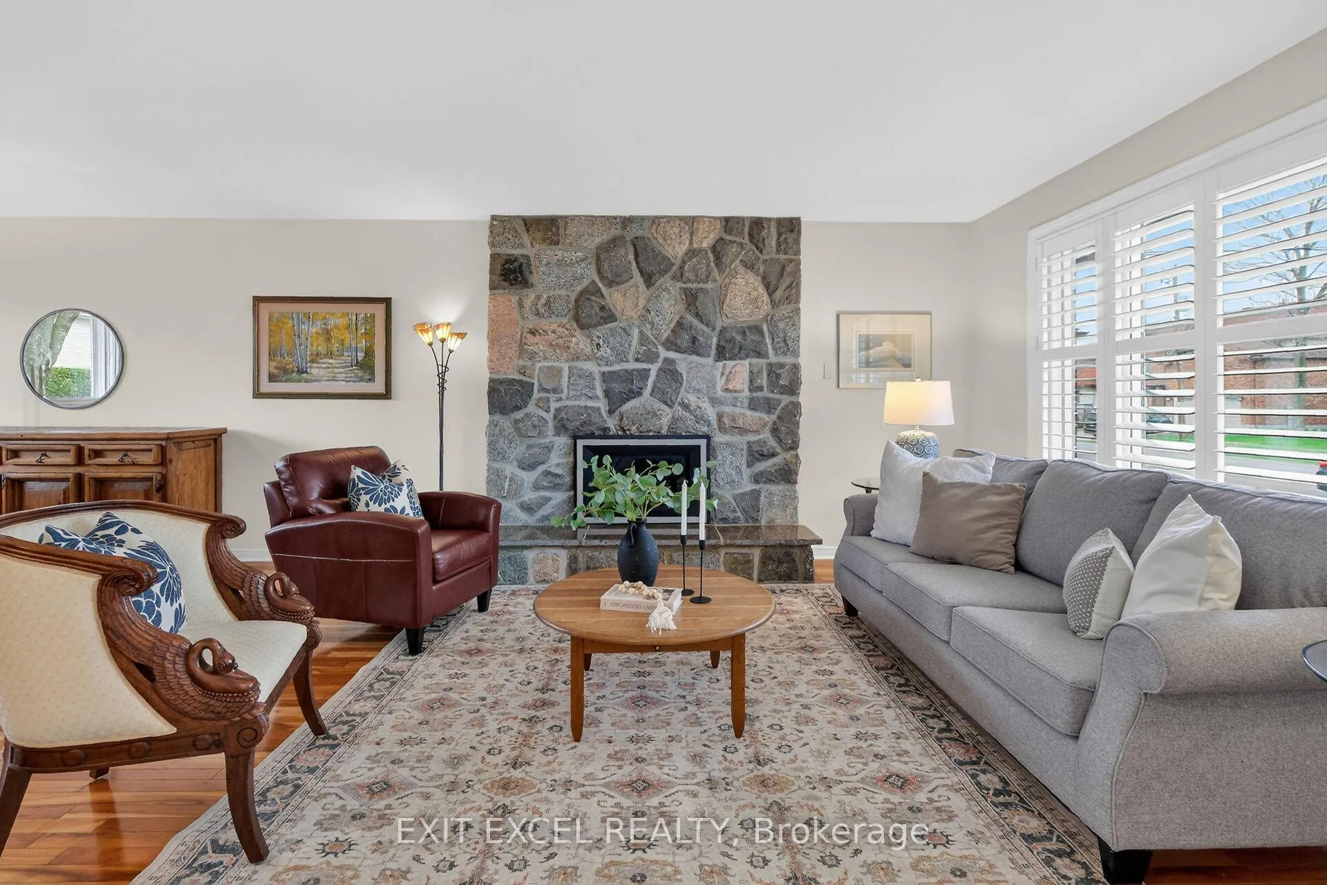 Photo 4 of 1554 Rosebella Avenue, Ottawa, Blossom Park/Kemp Park/Findlay Creek — HOMEH